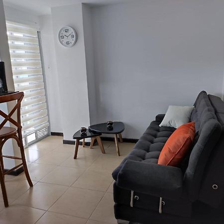 Buena Vista Suites Armenia  Bagian luar foto