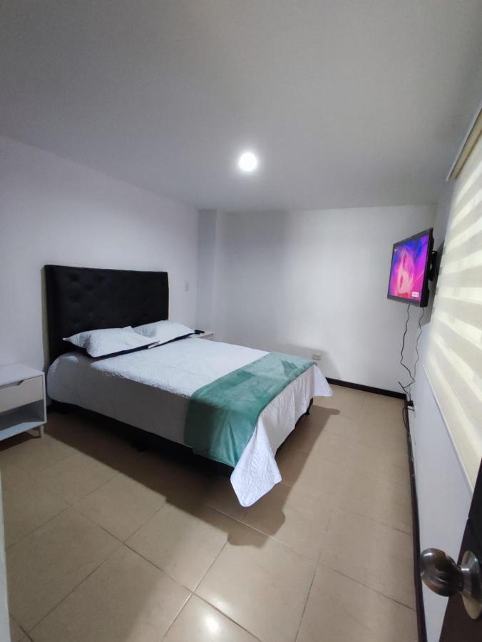 Buena Vista Suites Armenia  Bagian luar foto